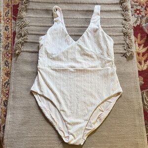 Andie swim belmar one piece swimsuit coconut cream lace fabric NO BELT XL NEW